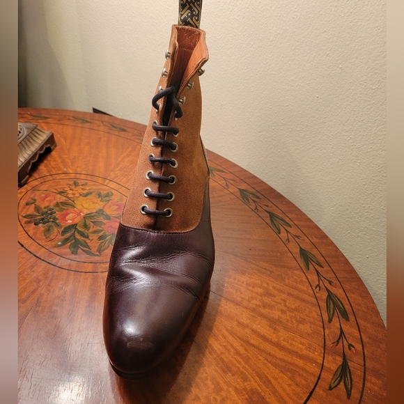 Fluevog size 8 narrow suede & leather boots main image 10